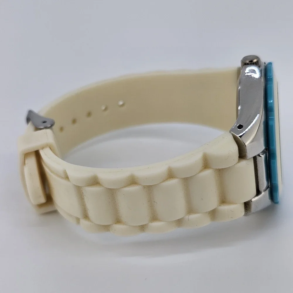 Unisex Analog Watch 40MM White Dial Cream Plastic Bands New Battery‎